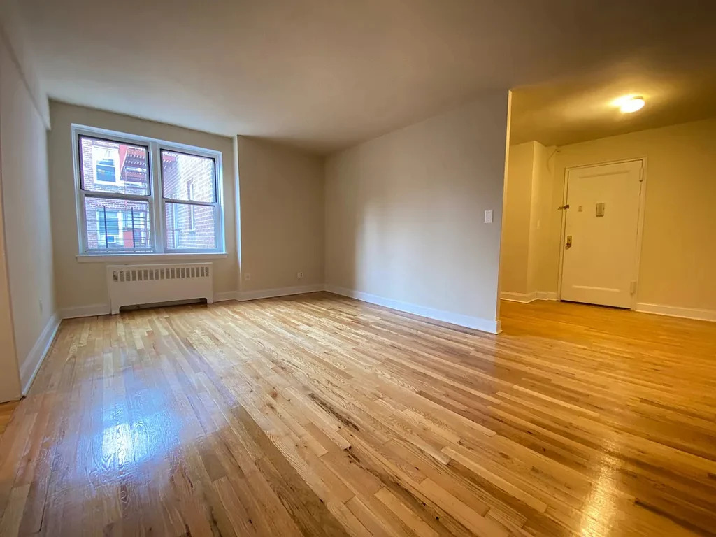 Oversized living room in Queens