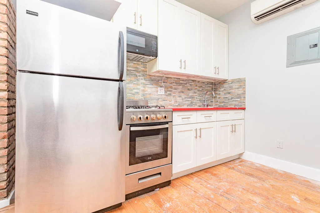 Brooklyn kitchen with stainless steel appliances