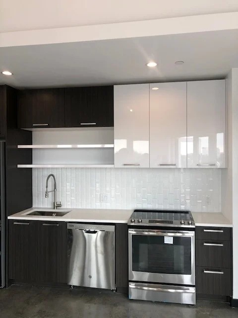 Brooklyn kitchen with stainless steel appliances