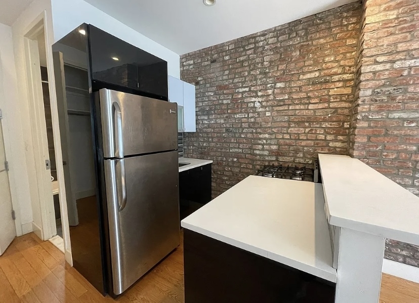 Brooklyn kitchen with exposed brick
