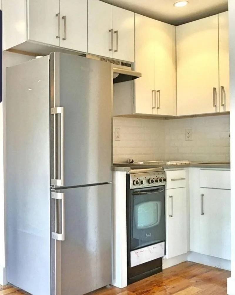 Brooklyn kitchen with stainless steel appliances
