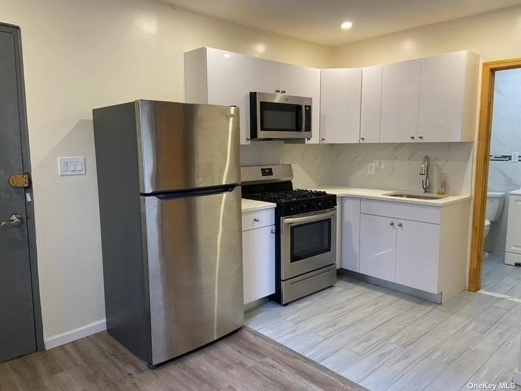 Stainless steel appliances in Queens
