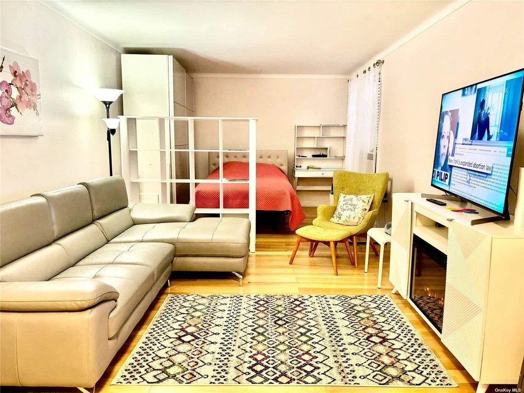Studio in Queens