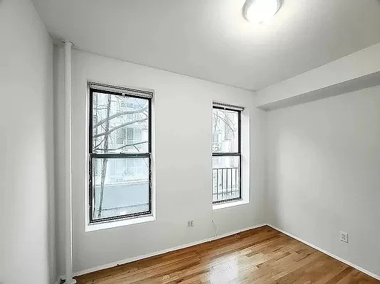 Manhattan room with two windows