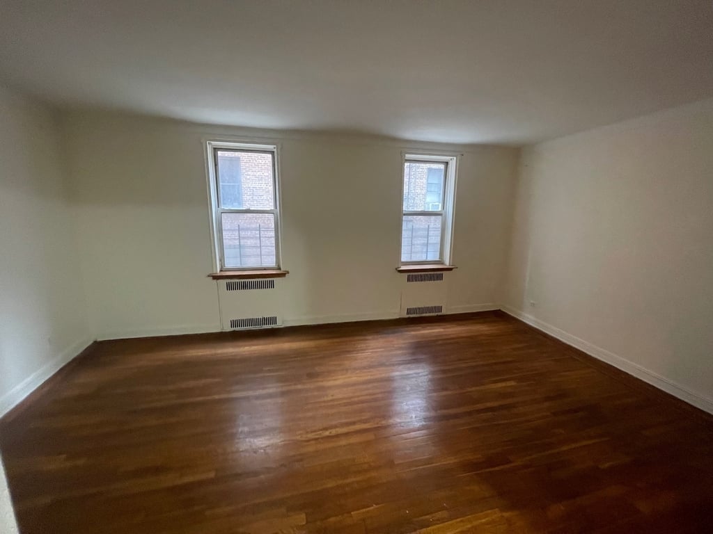 Sunny room in an apartment