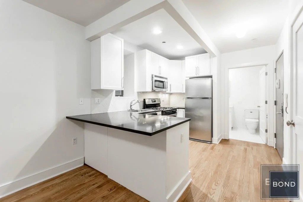 Manhattan kitchen with stainless steel appliances