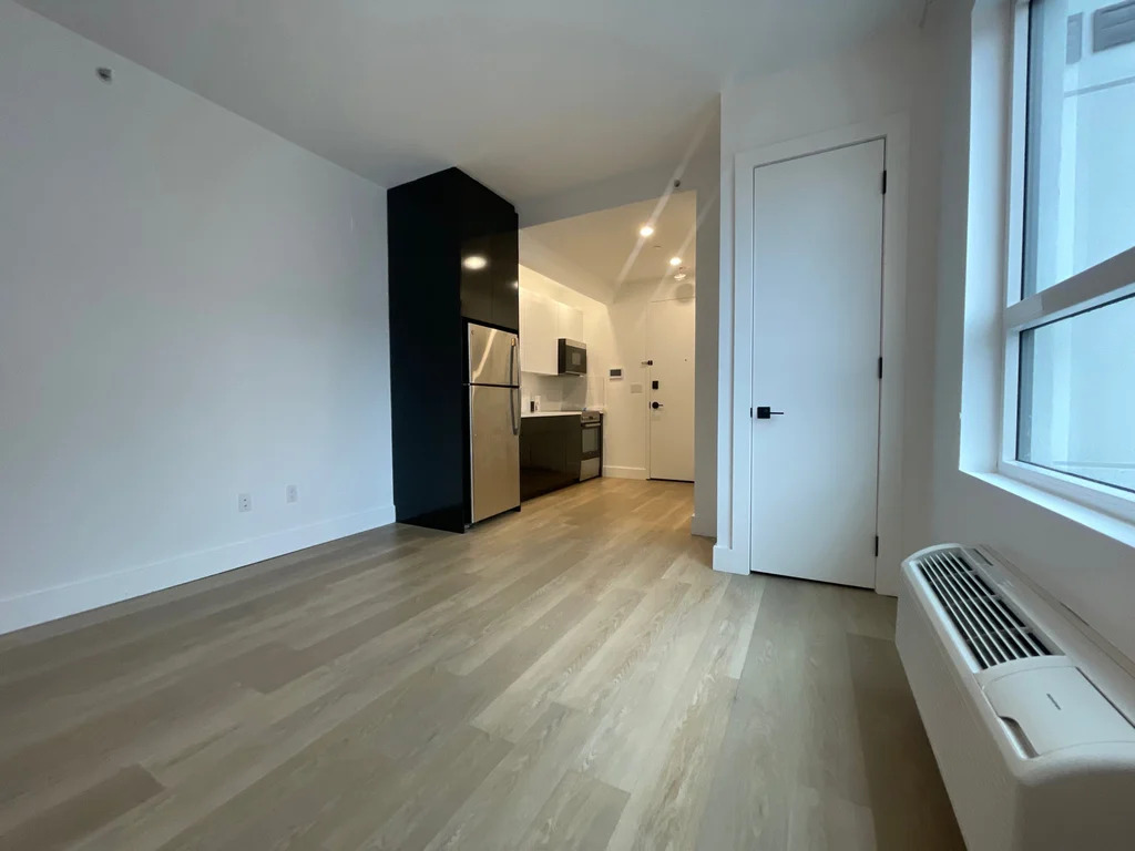 Studio with modern finsihes in Brooklyn