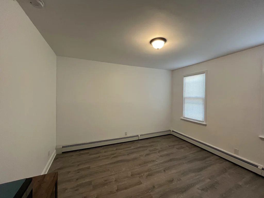 Queens studio apartment with windows