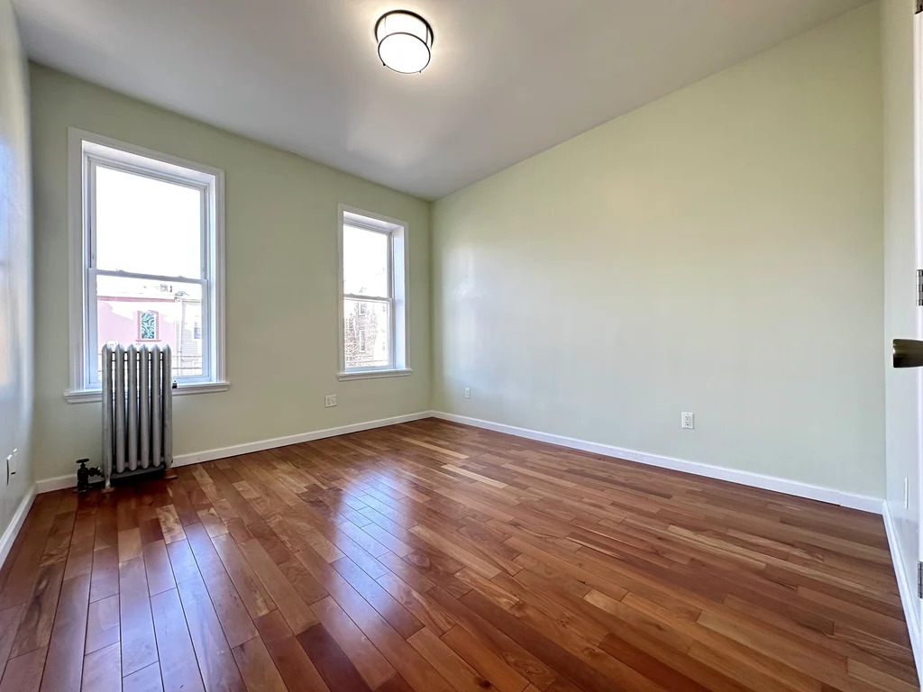 Brooklyn apartment with natural light in April 2025