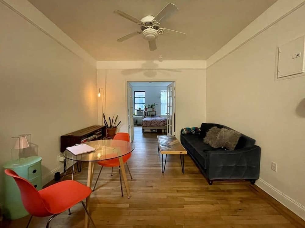 Manhattan listing with a great living room in August 2025