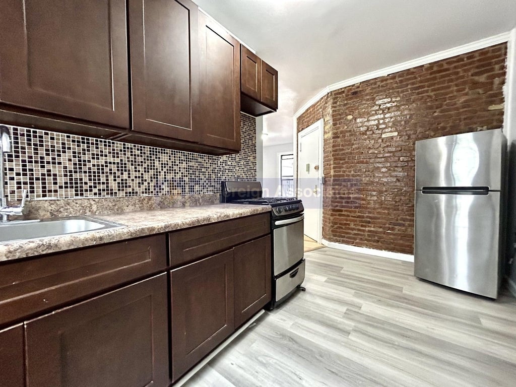 Manhattan listing with exposed brick