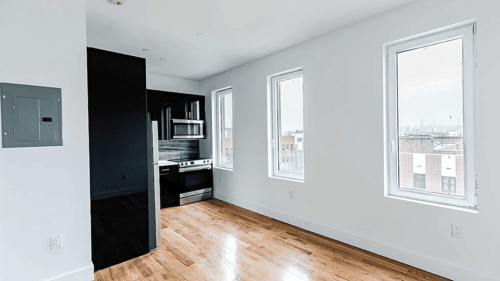 Bedford-Stuyvesant studio with large windows