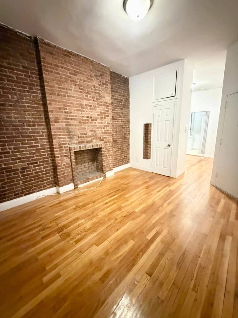 Kips Bay apartment with fireplace in October of 2026