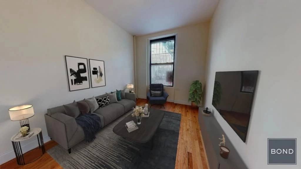 Murray Hill apartment with railroad style in October of 2026