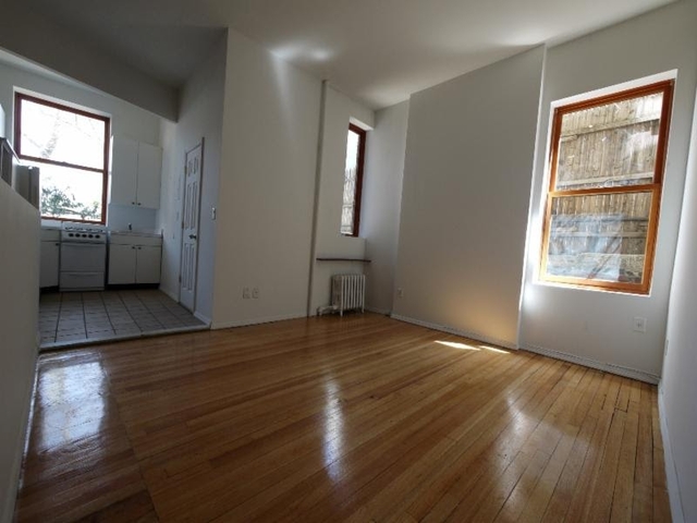 4-18 Apt 3