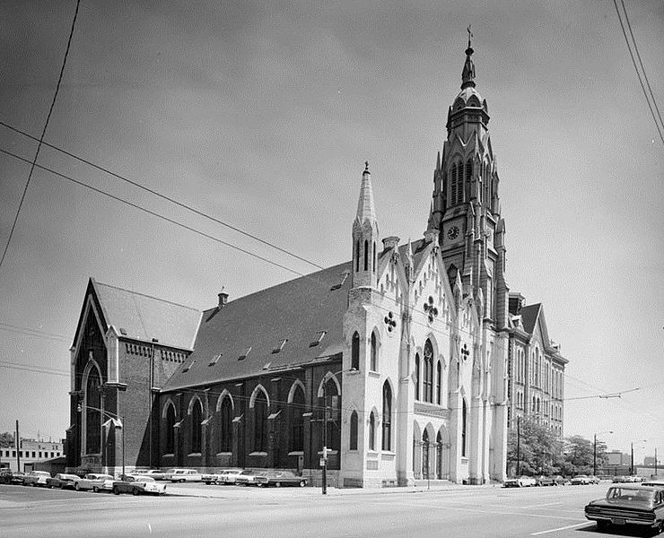 Holyfamilychurch