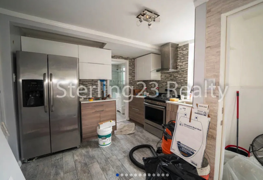 apartment listing photo of kitchen
