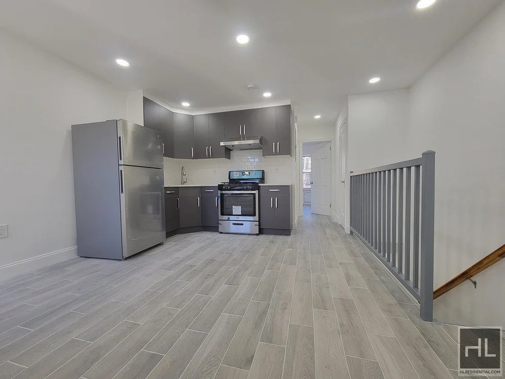 kitchen with stainless stele appliances
