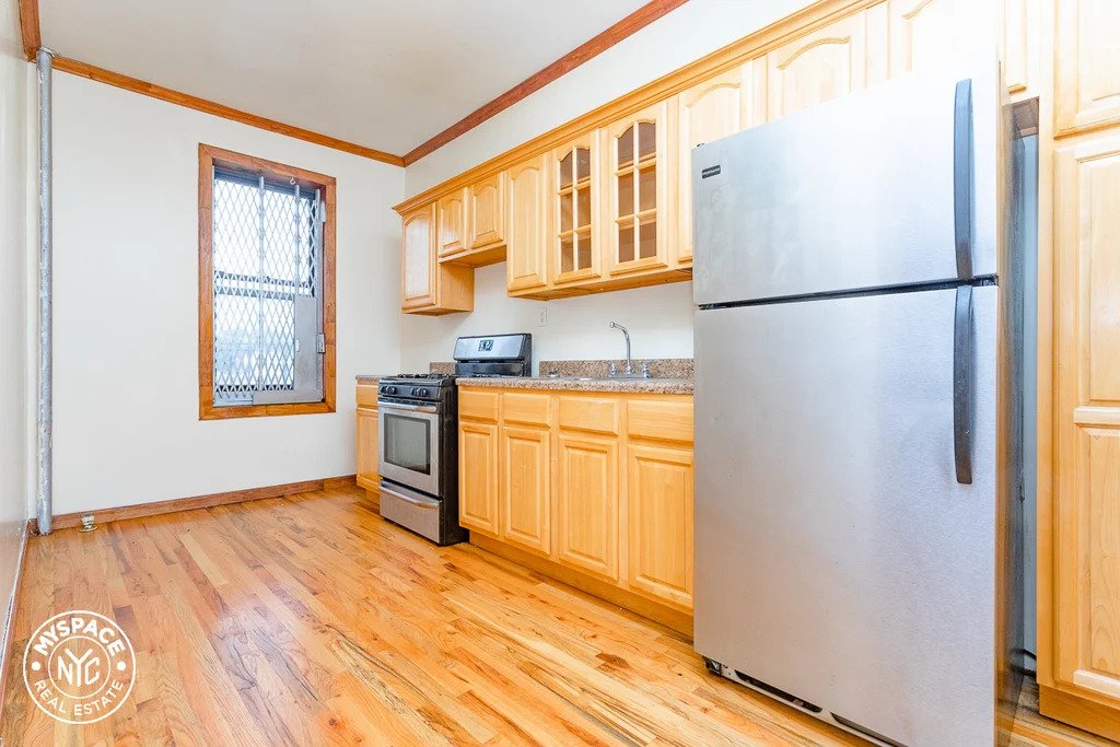 Bright kitchen
