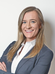 Julia Johnston - Agent Photo