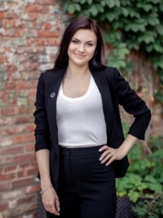 Evgeniia Ermurateva - Agent Photo