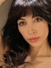 Veronique Chalarca - Agent Photo