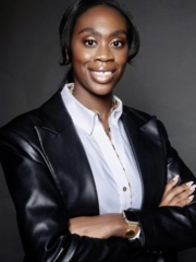 Nicole Williams - Agent Photo