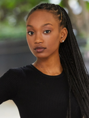 Kimanie Robinson - Agent Photo