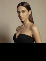 Elena Nikolova - Agent Photo