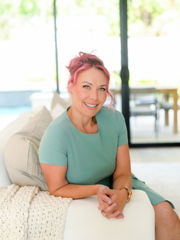 Analeisa Barron - Agent Photo